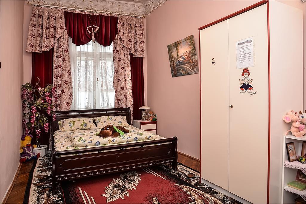 Vip-Apartments Angel Palas Czernowitz Exterior foto